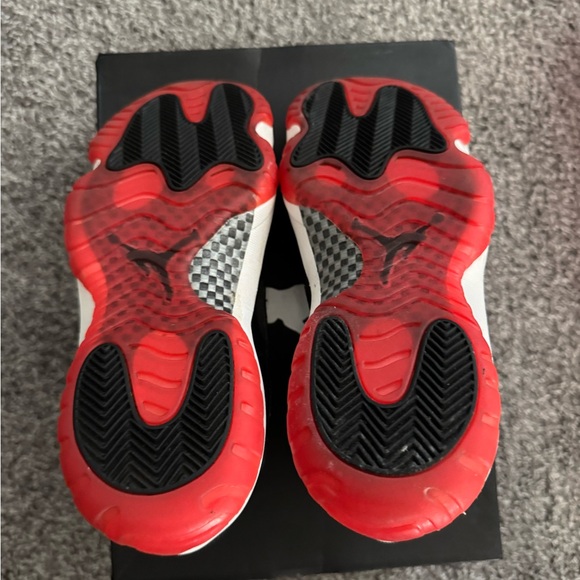 jordan 11 size 8.5 mens